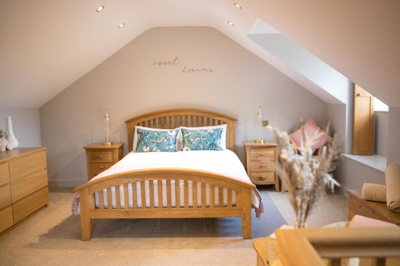 Vineyard Country Cottage Llanerch-Aeron Bagian luar foto