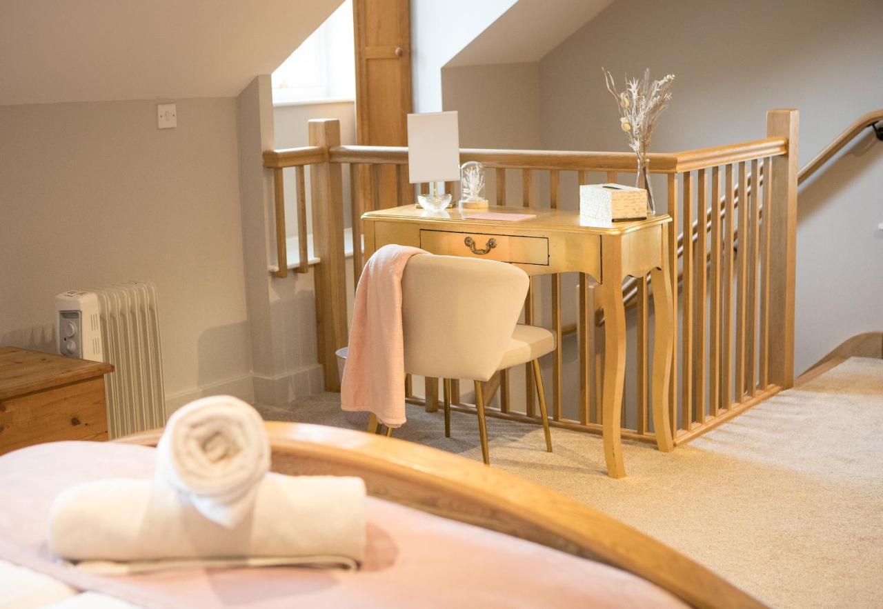 Vineyard Country Cottage Llanerch-Aeron Bagian luar foto